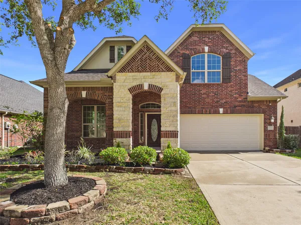 $469,000 | 2509 Crestmoon Court, Houston, TX 77089