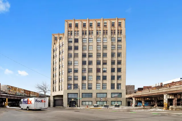 $350,000 | 1550 South Blue Island Avenue, Unit 1210, Chicago, IL 60608