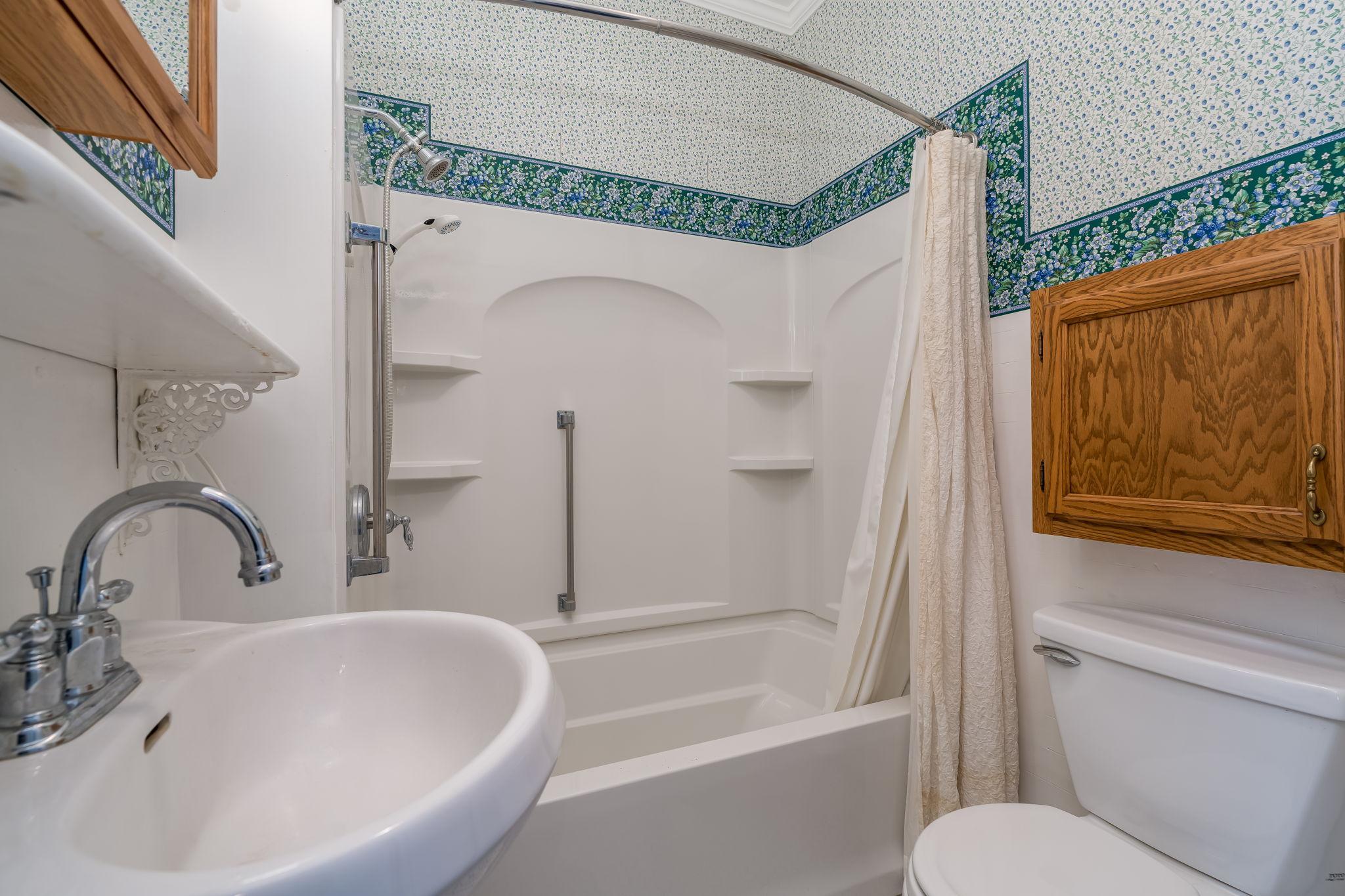 800 Center Street New Ulm, MN 56073 - Photo 61 of 90