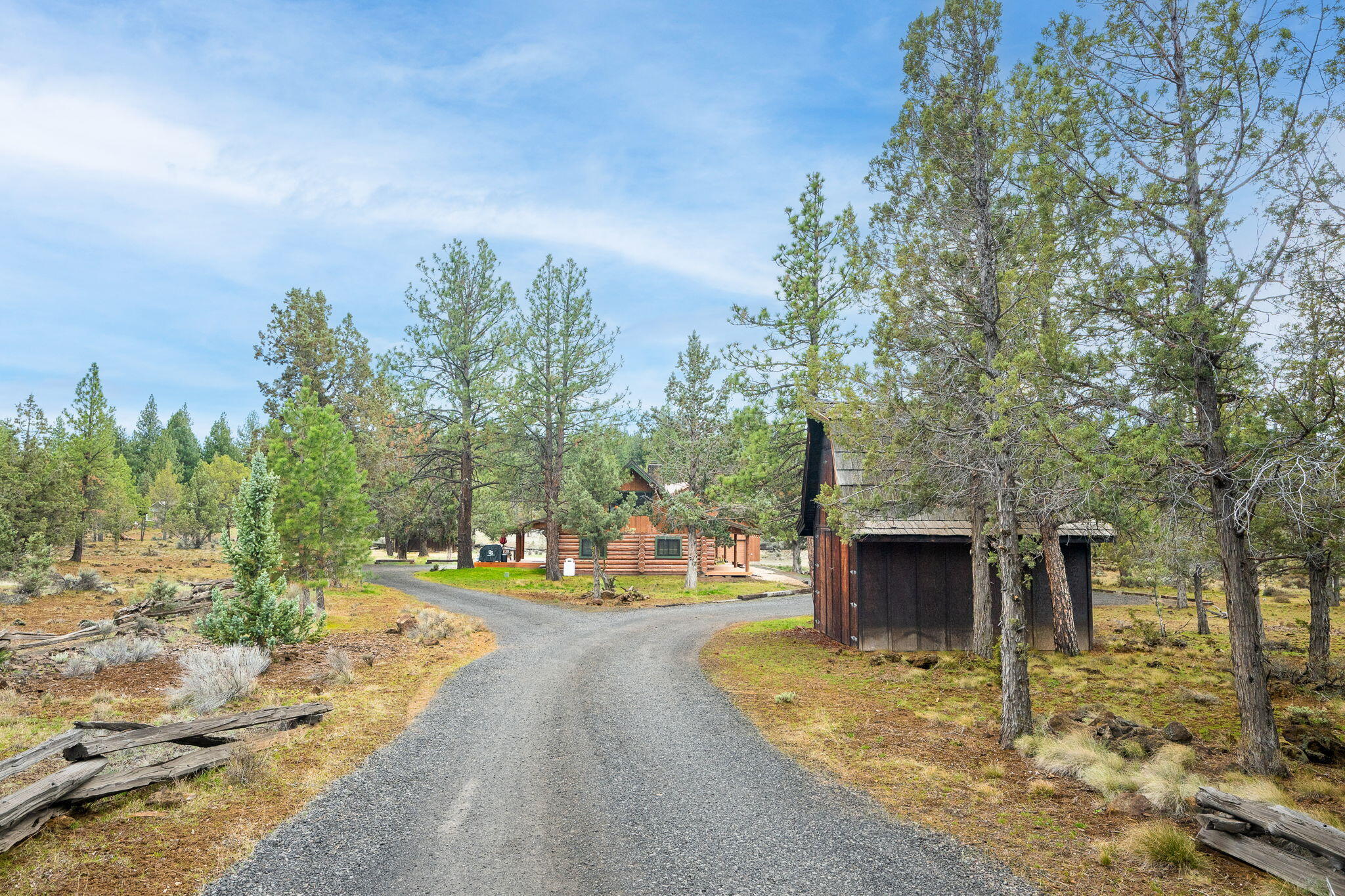 16011 Old Juniper Road Sisters, OR 97759 - Photo 27 of 41