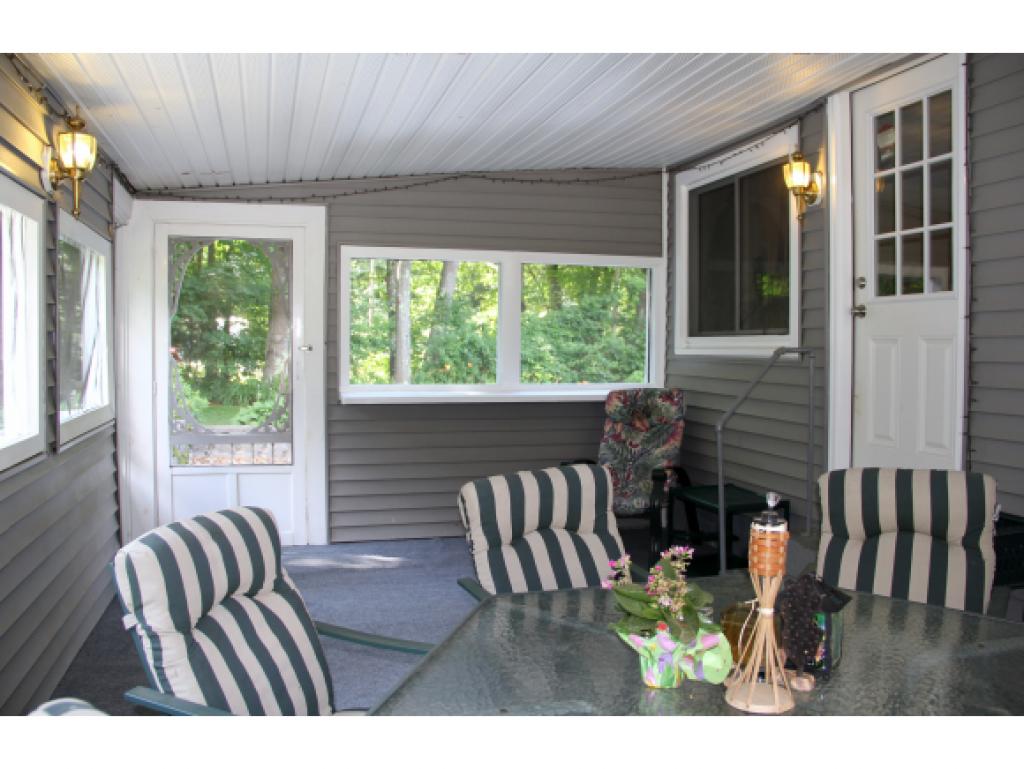 31 Morrill Road Hooksett, NH 03106 - Photo 4 of 35