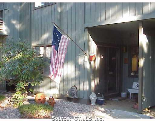 11 Hickory Hill Road, Unit 11 Southington, CT 06489 - Photo 1 of 1