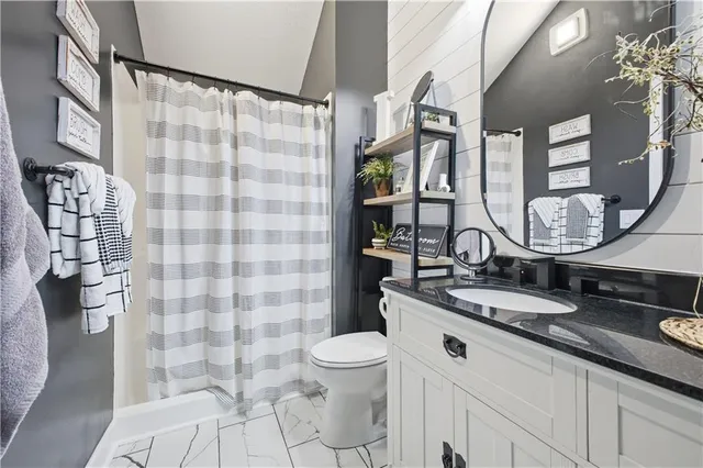 $390,000 | 2805 Quail Drive, St. Joseph, MO 64506