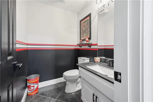 $390,000 | 2805 Quail Drive, St. Joseph, MO 64506