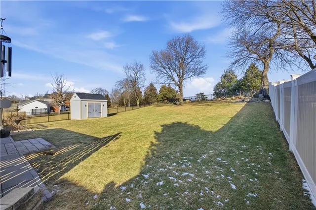 $390,000 | 2805 Quail Drive, St. Joseph, MO 64506