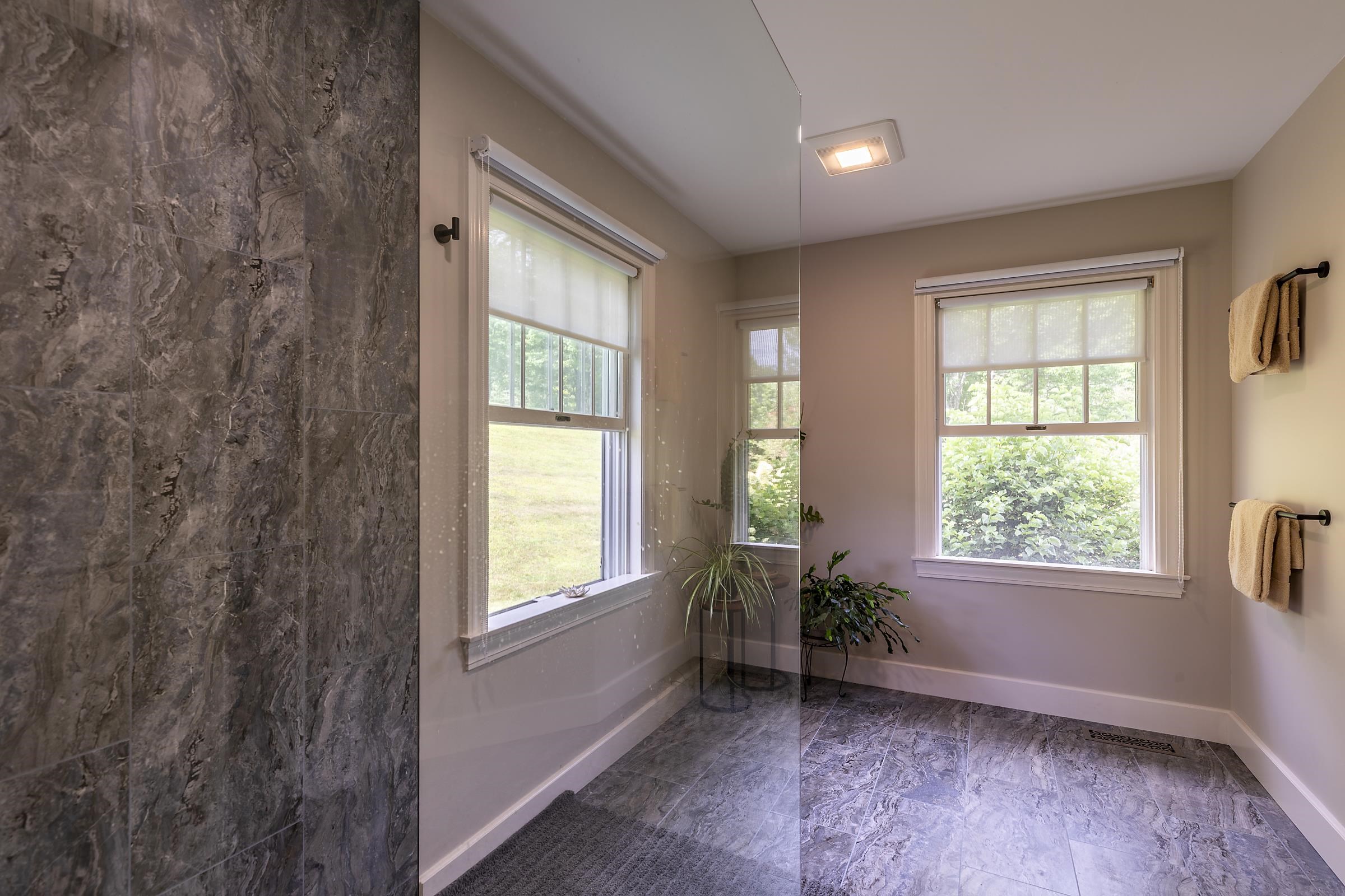 136 Yeaw Road Dover, VT 05341 - Photo 16 of 60