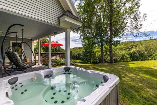 $1,255,000 | 136 Yeaw Road, Dover, VT 05341