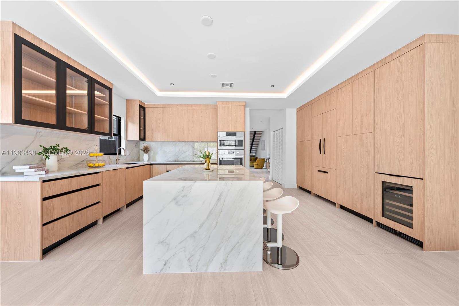 3187 Southwest 23rd Street Miami, FL 33145 - Photo 15 of 41