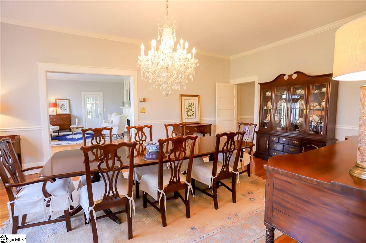 309 West Faris Road Greenville, SC 29605 - Photo 3 of 32 Gallery Image 3