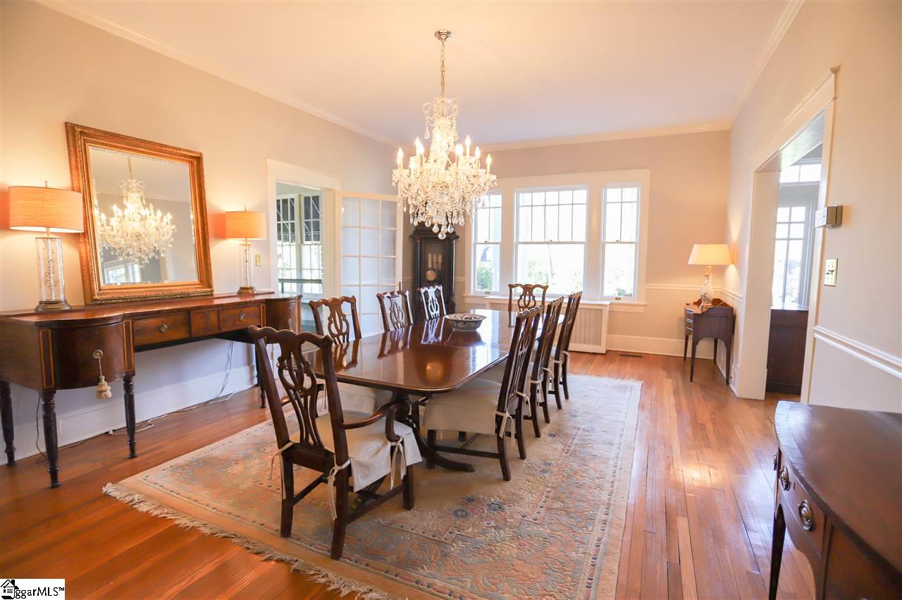 309 West Faris Road Greenville, SC 29605 - Photo 5 of 32 Gallery Image 5