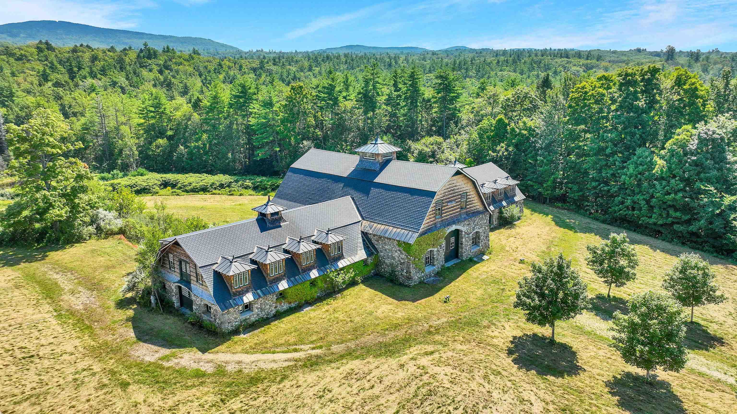 63 Old Street Road Peterborough, NH 03458 - Photo 5 of 25