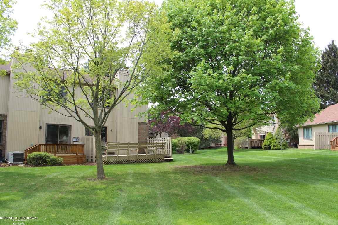 625 Byron Court Rochester Hills, MI 48307 - Photo 33 of 34