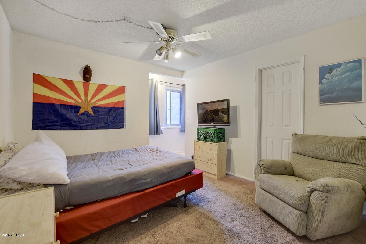 1402 East Osborn Road, Unit 4 Phoenix, AZ 85014 - Photo 22 of 32 1402-East-Osborn-Road-31