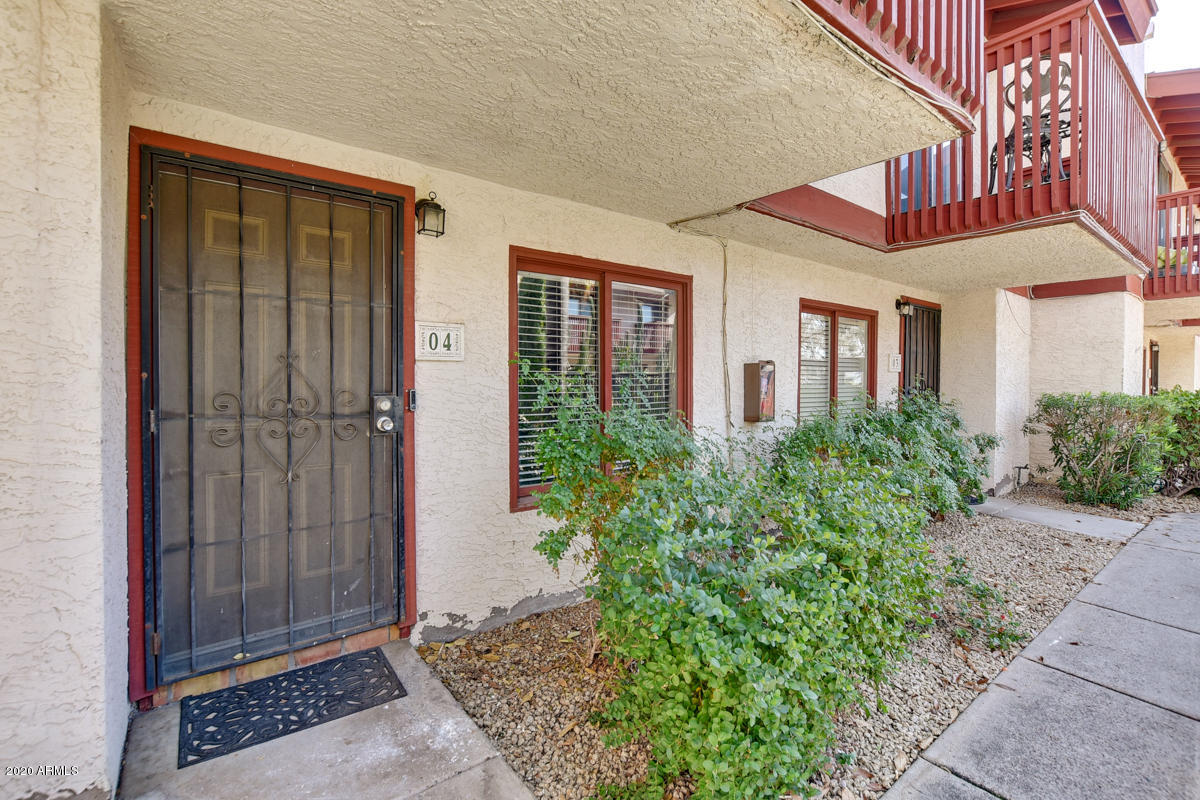 1402 East Osborn Road, Unit 4 Phoenix, AZ 85014 - Photo 3 of 32 1402-East-Osborn-Road-12