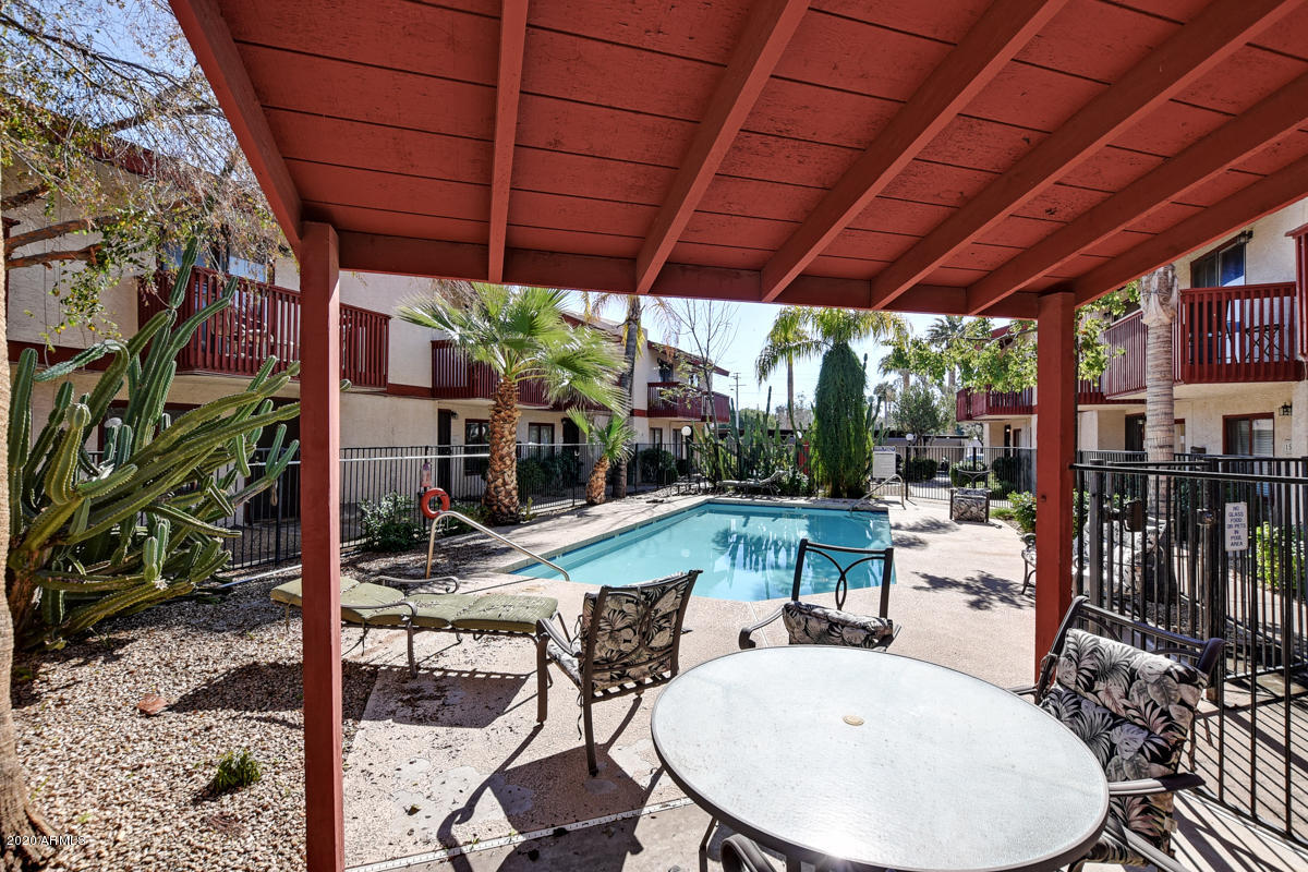 1402 East Osborn Road, Unit 4 Phoenix, AZ 85014 - Photo 31 of 32 1402-East-Osborn-Road-40