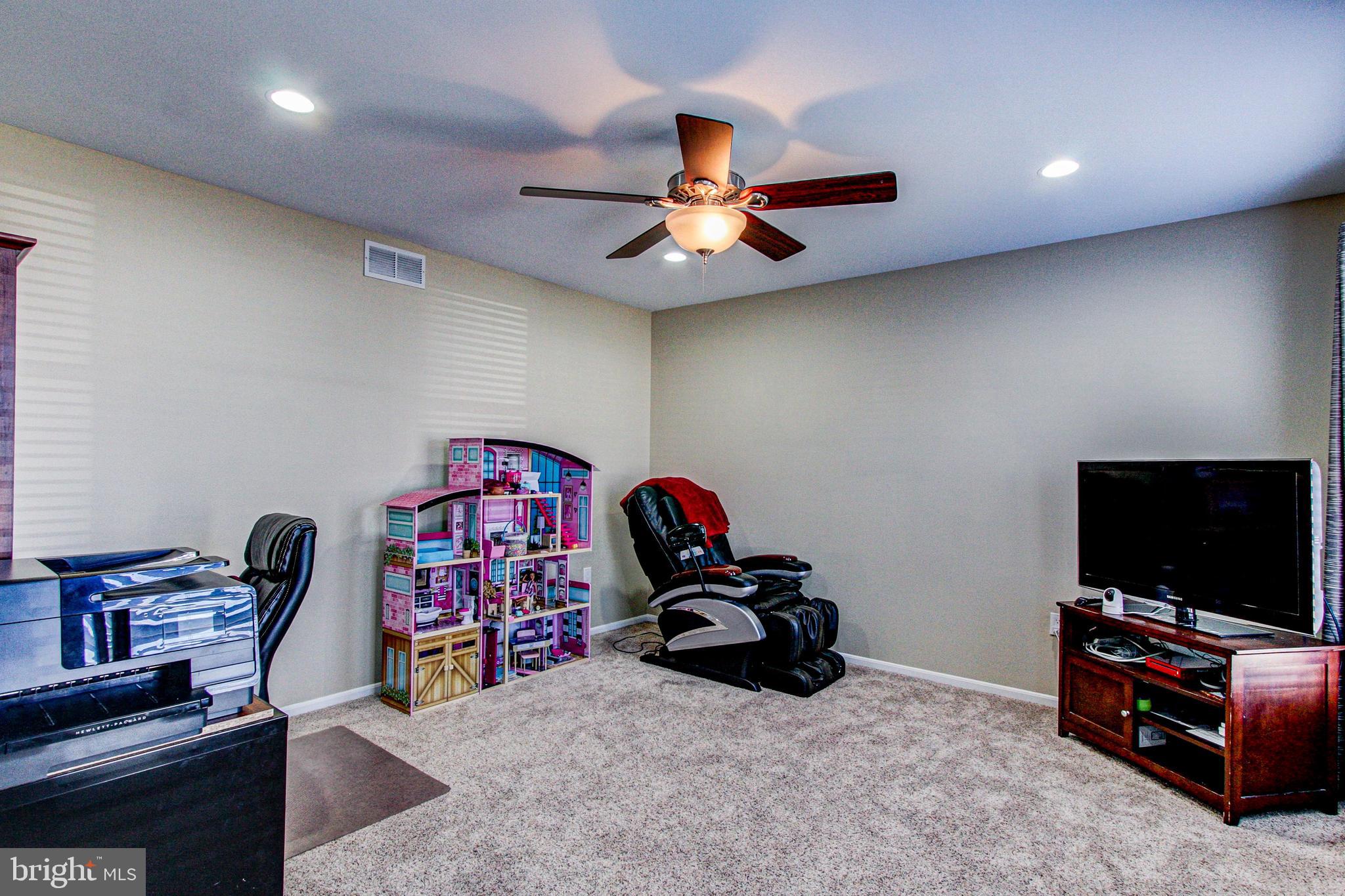 2021 White Horse Hamilton Square Road Hamilton, NJ 08690 - Photo 22 of 56 Living Room/Office