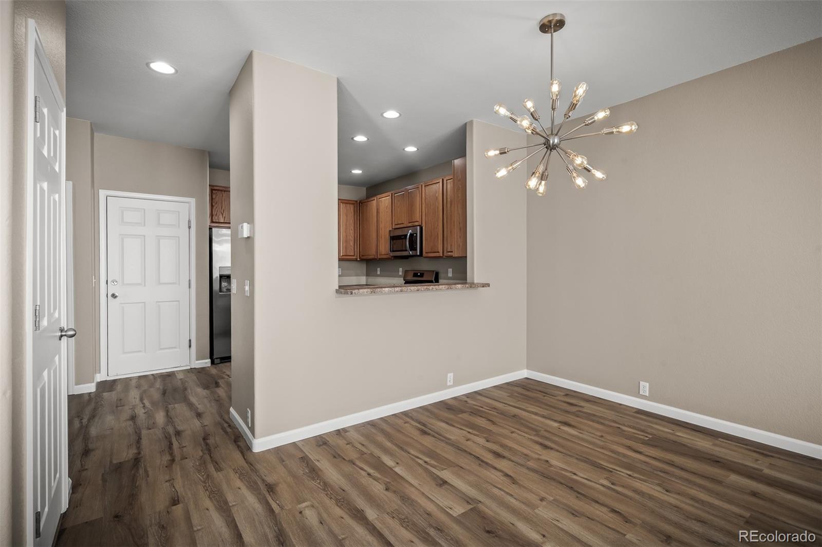 3919 Diamond Ridge View Colorado Springs, CO 80918 - Photo 6 of 49