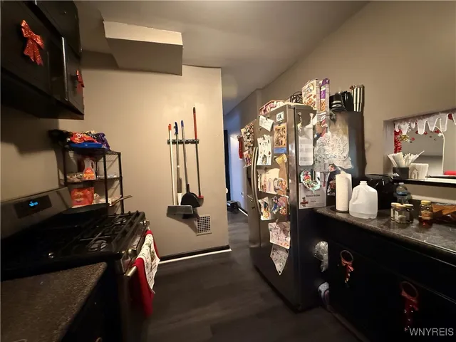 $164,900 | 293 Ontario Street, Buffalo, NY 14207