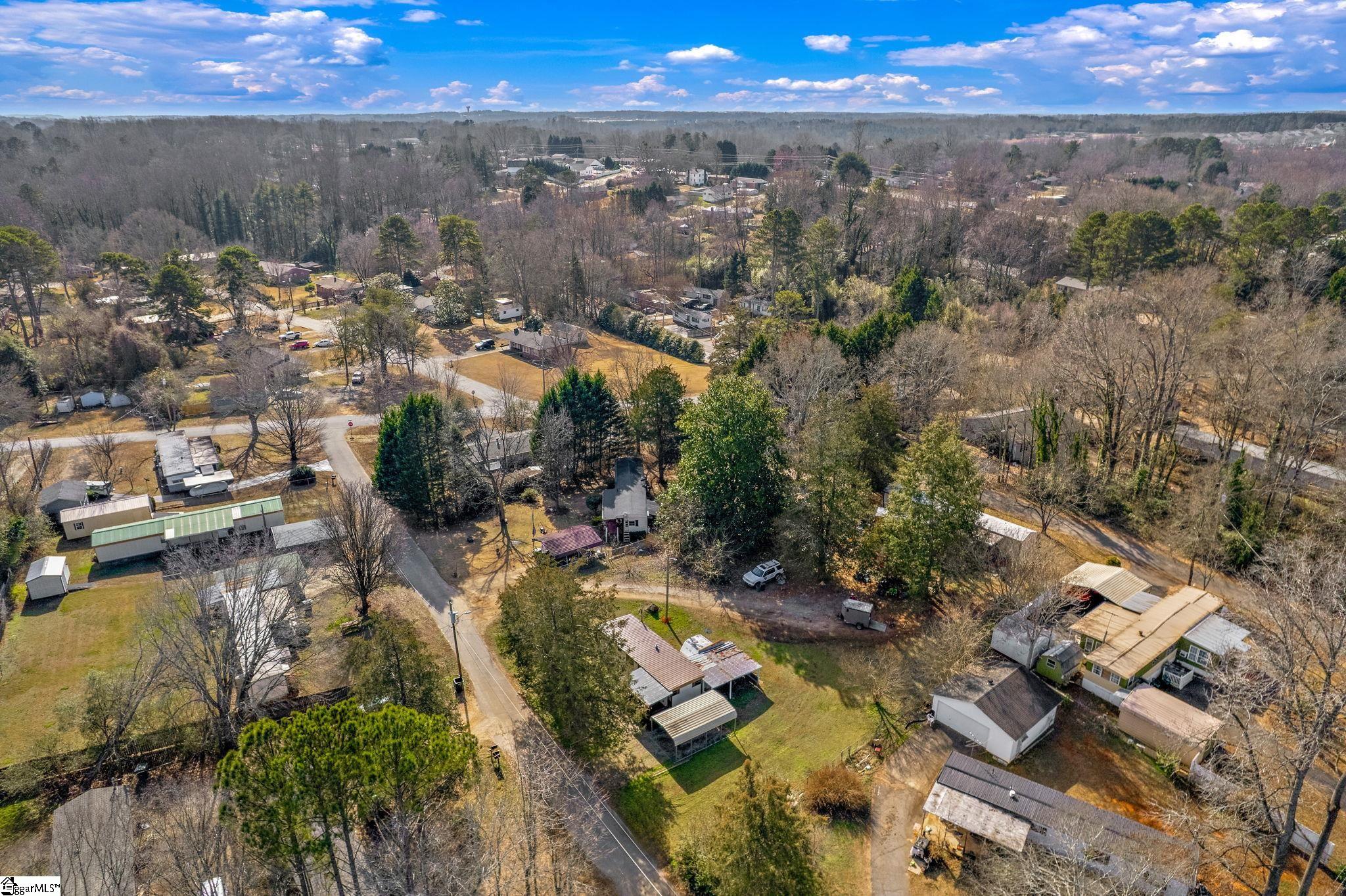 204 Hiles Street Easley, SC 29642 - Photo 2 of 24