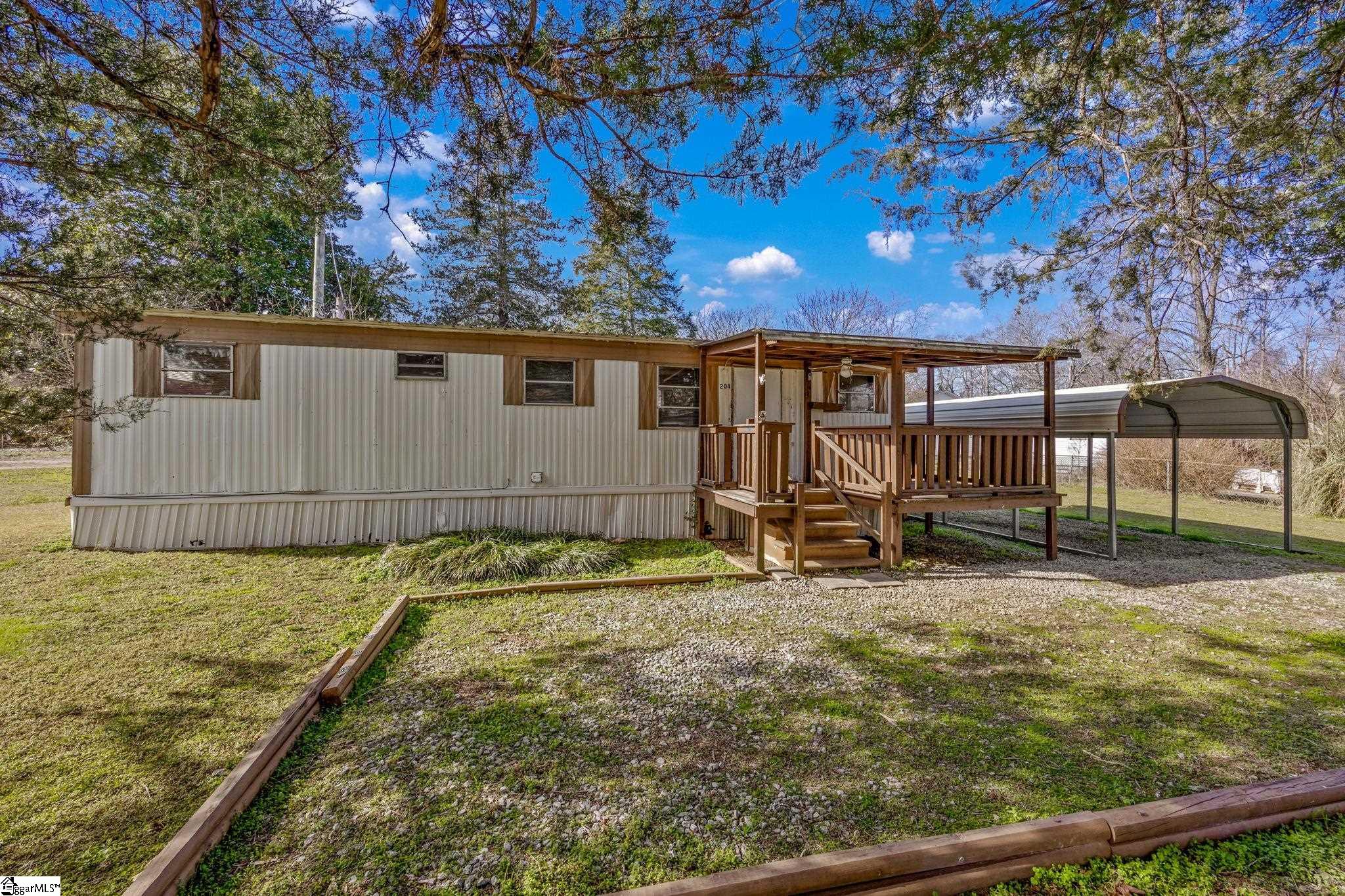 204 Hiles Street Easley, SC 29642 - Photo 4 of 24