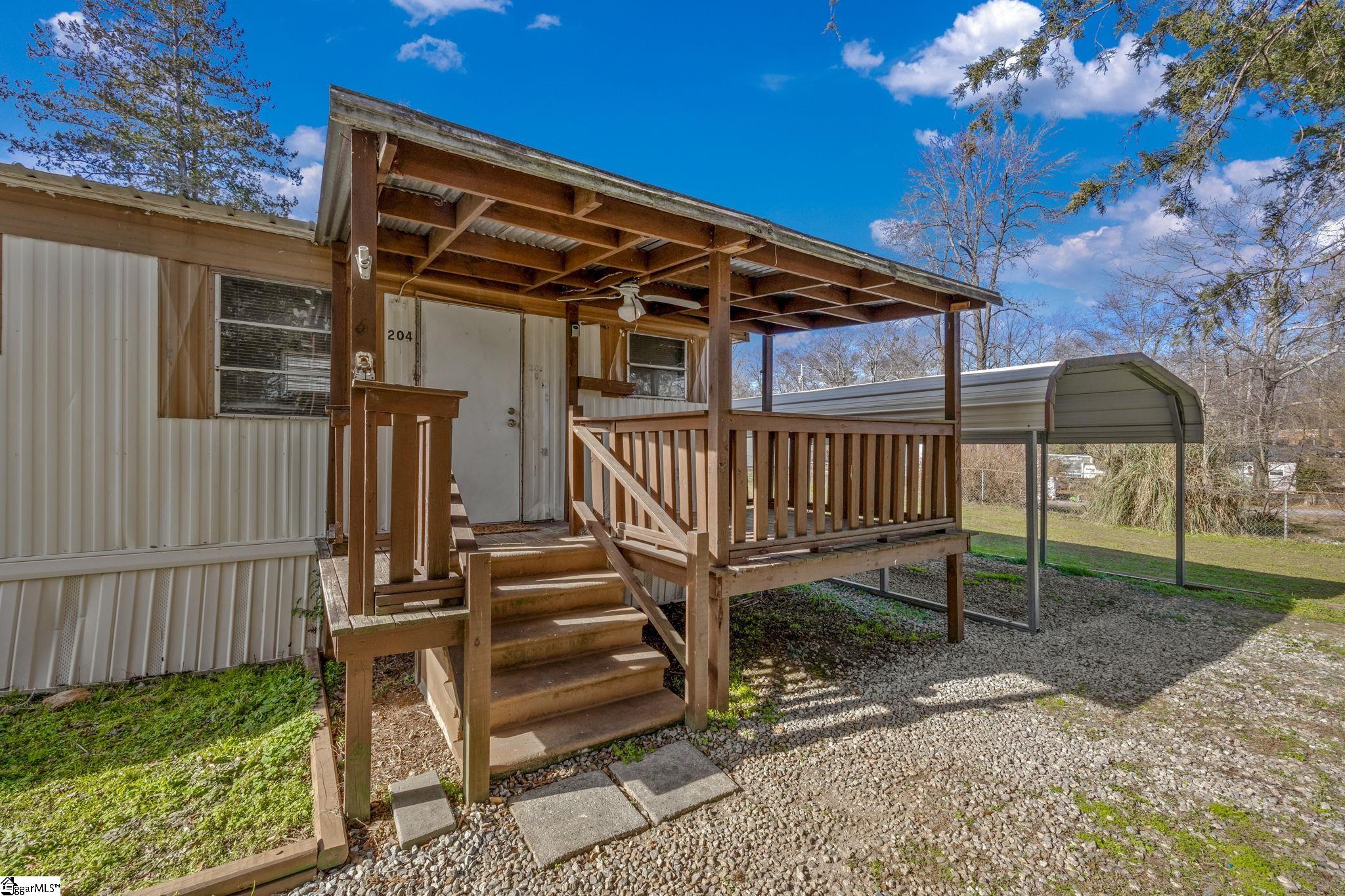 204 Hiles Street Easley, SC 29642 - Photo 7 of 24