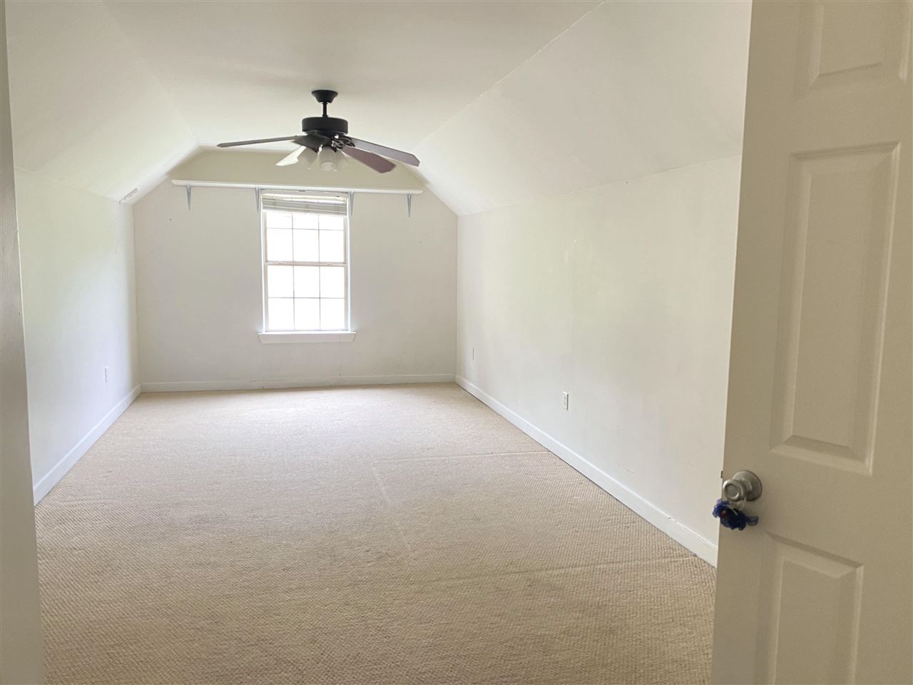 73 East White Road Collierville, TN 38017 - Photo 8 of 11