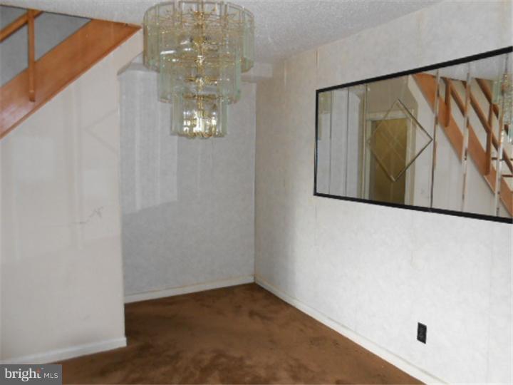 8501 Lynnewood Road Philadelphia, PA 19150 - Photo 5 of 19