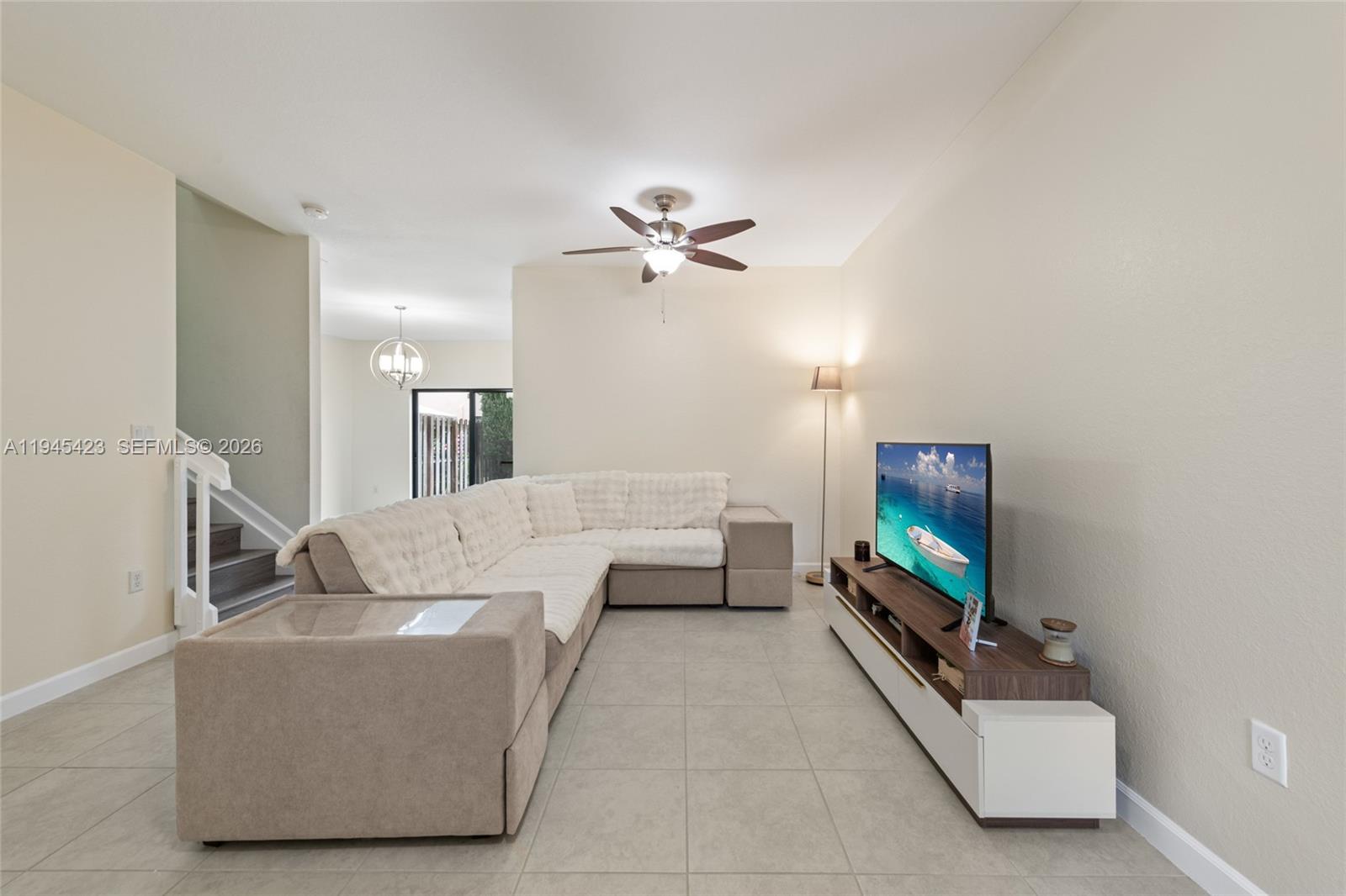 3777 Southeast 3rd Street Homestead, FL 33033 - Photo 6 of 34