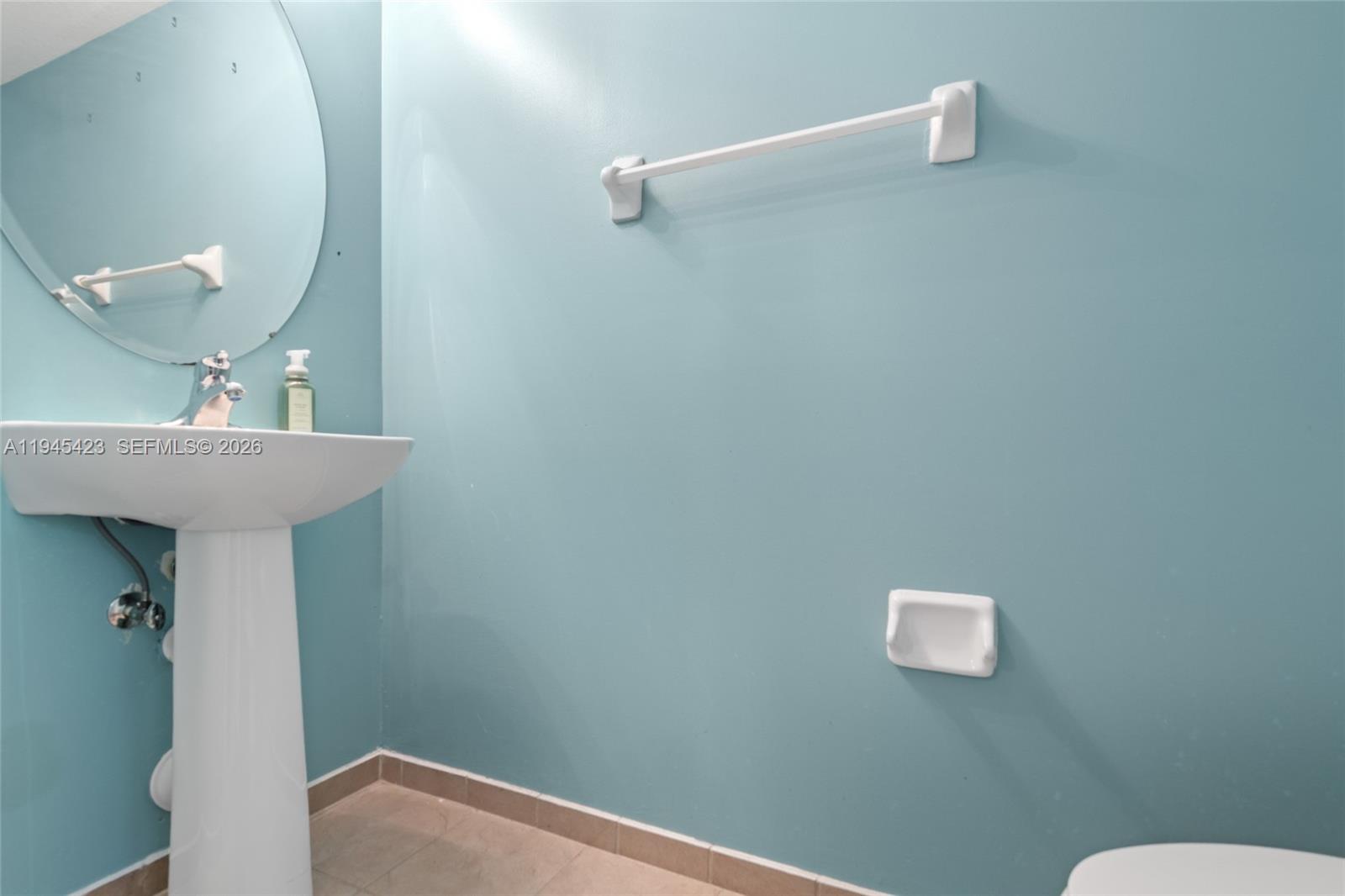 3777 Southeast 3rd Street Homestead, FL 33033 - Photo 8 of 34