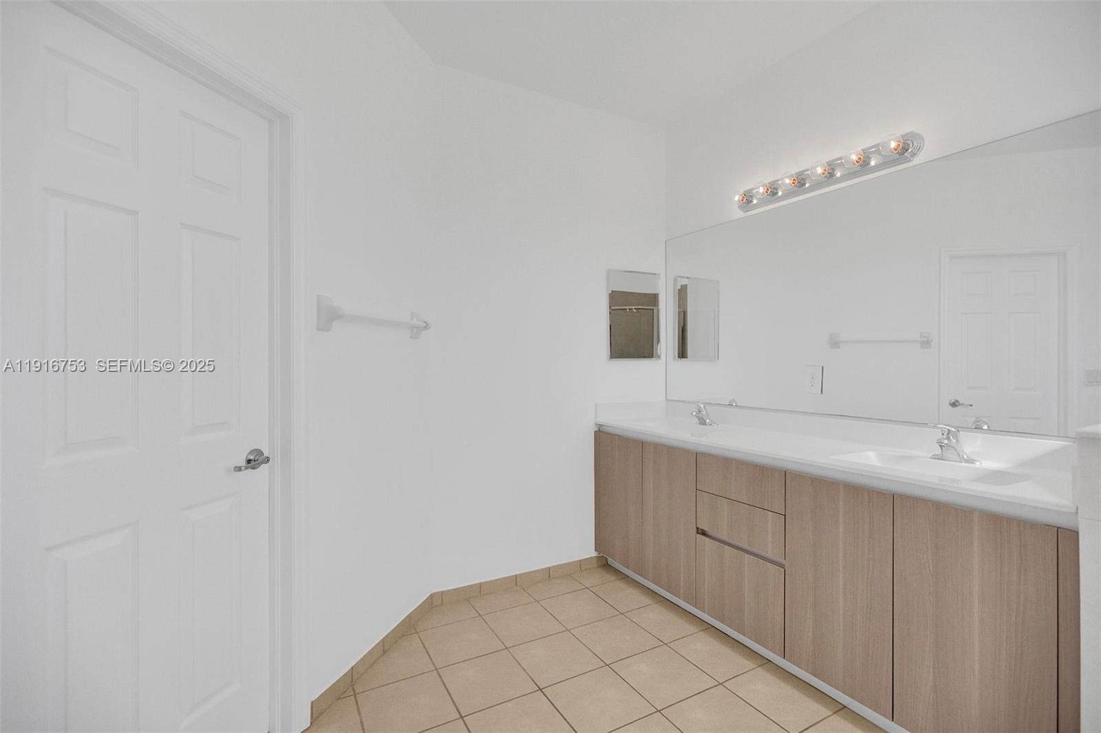 3504 West 94th Street, Unit 3504 Hialeah, FL 33018 - Photo 31 of 52