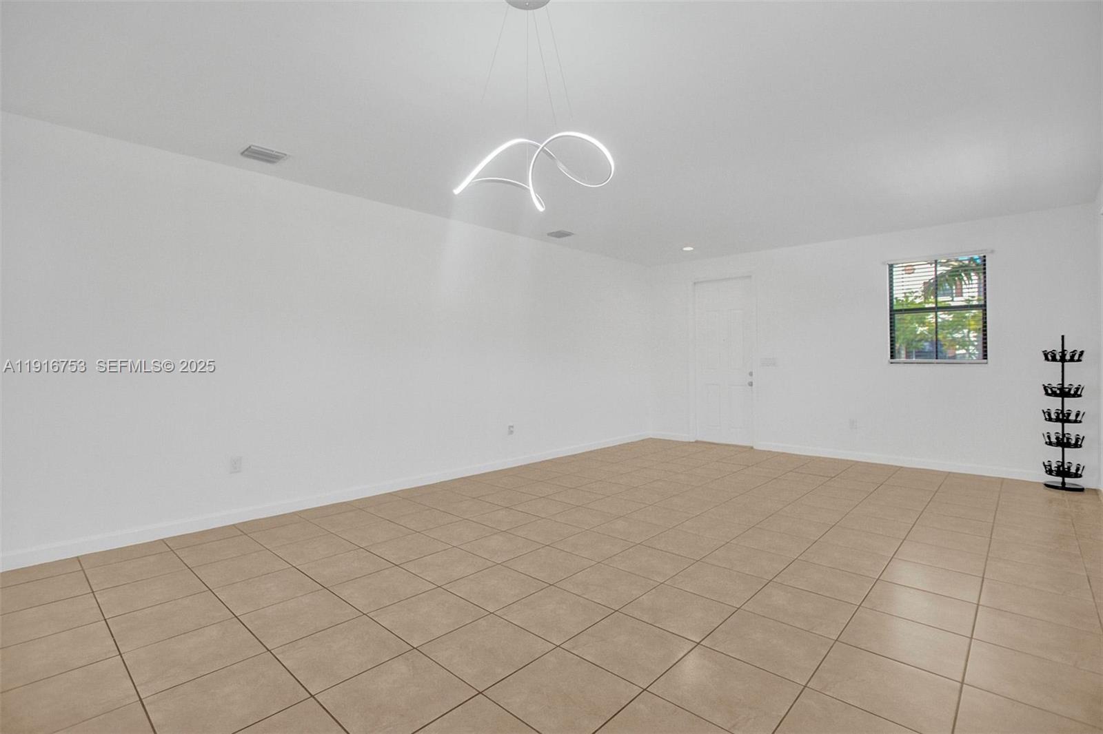 3504 West 94th Street, Unit 3504 Hialeah, FL 33018 - Photo 9 of 52