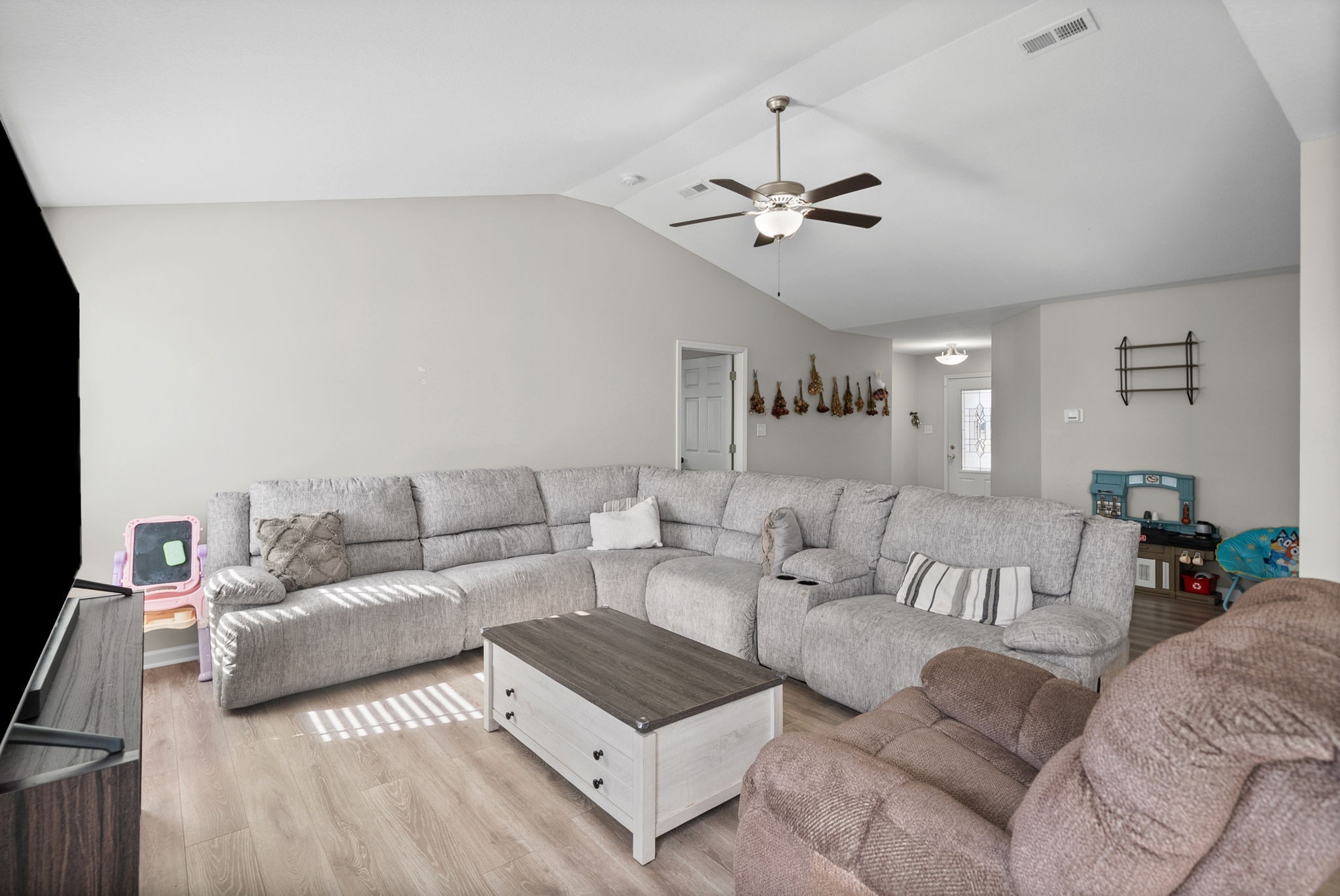 705 Hugh Hunter Road Oak Grove, KY 42262 - Photo 9 of 26