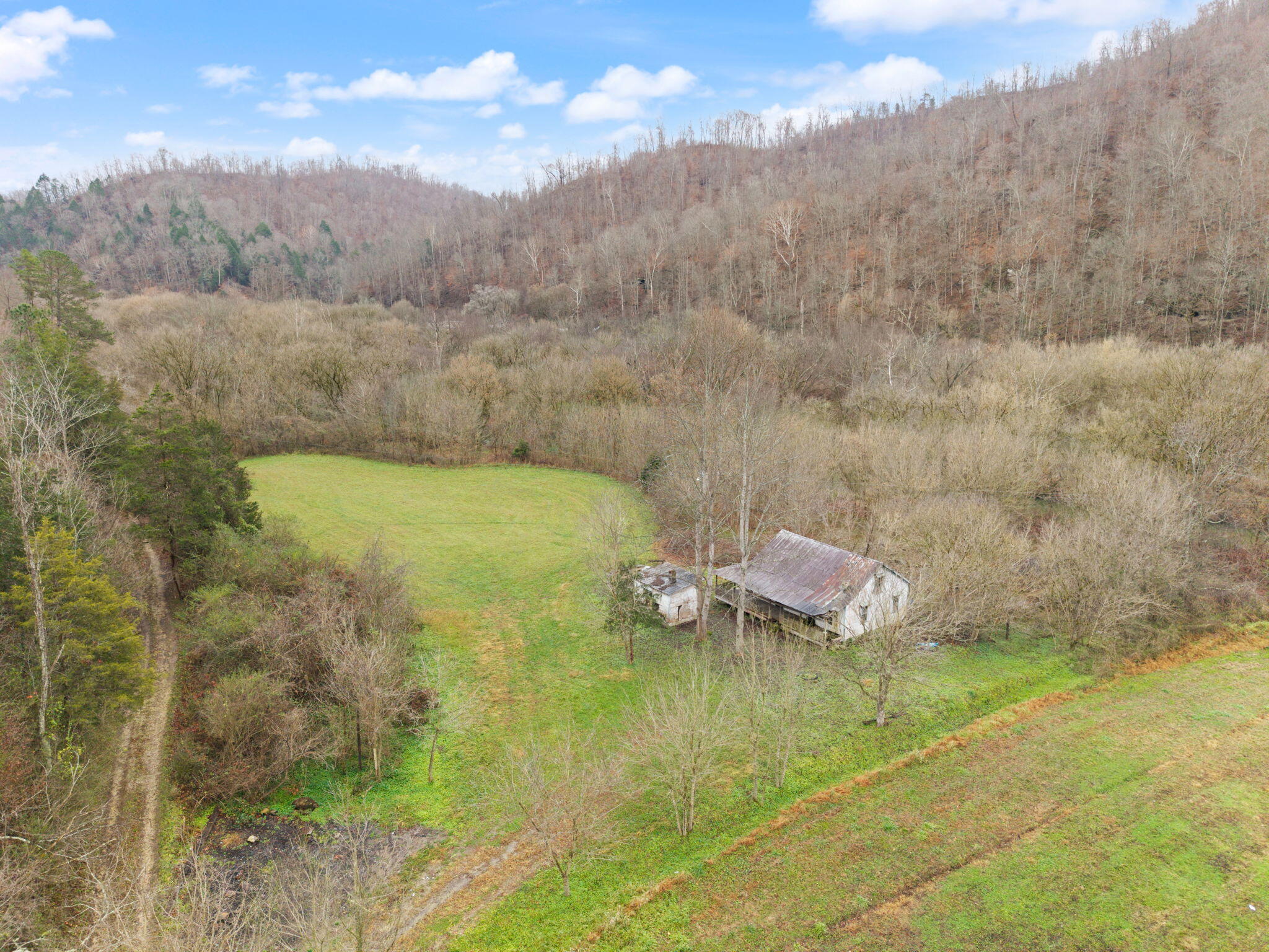 535 Ashana Road Jackson, KY 41339 - Photo 23 of 60 47-web-or-mls-DJI_20251125091351_0015_D