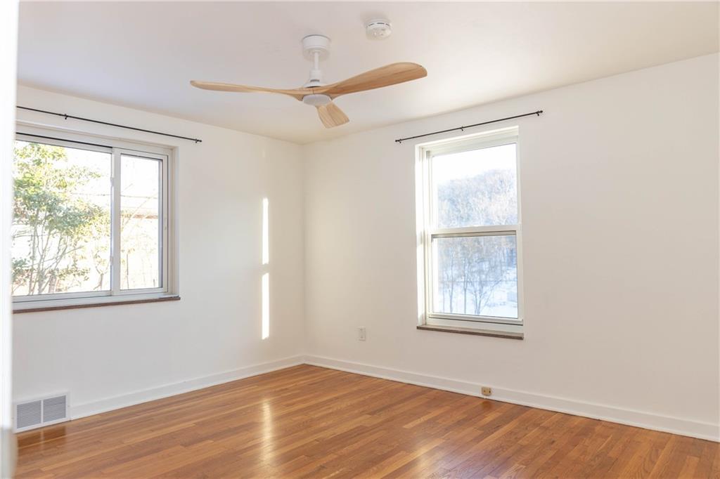 2523 Collins Road Pittsburgh, PA 15235 - Photo 13 of 27 1st bedroom
