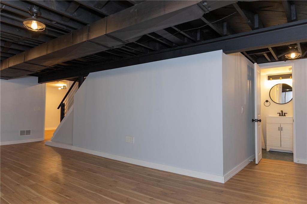 2523 Collins Road Pittsburgh, PA 15235 - Photo 22 of 27 Basement