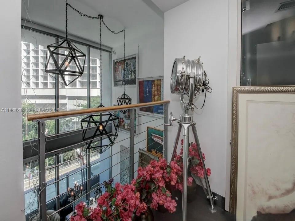 200 Biscayne Blvd Way, Unit 501 Miami, FL 33131 - Photo 12 of 15 a view of a entryway of a house