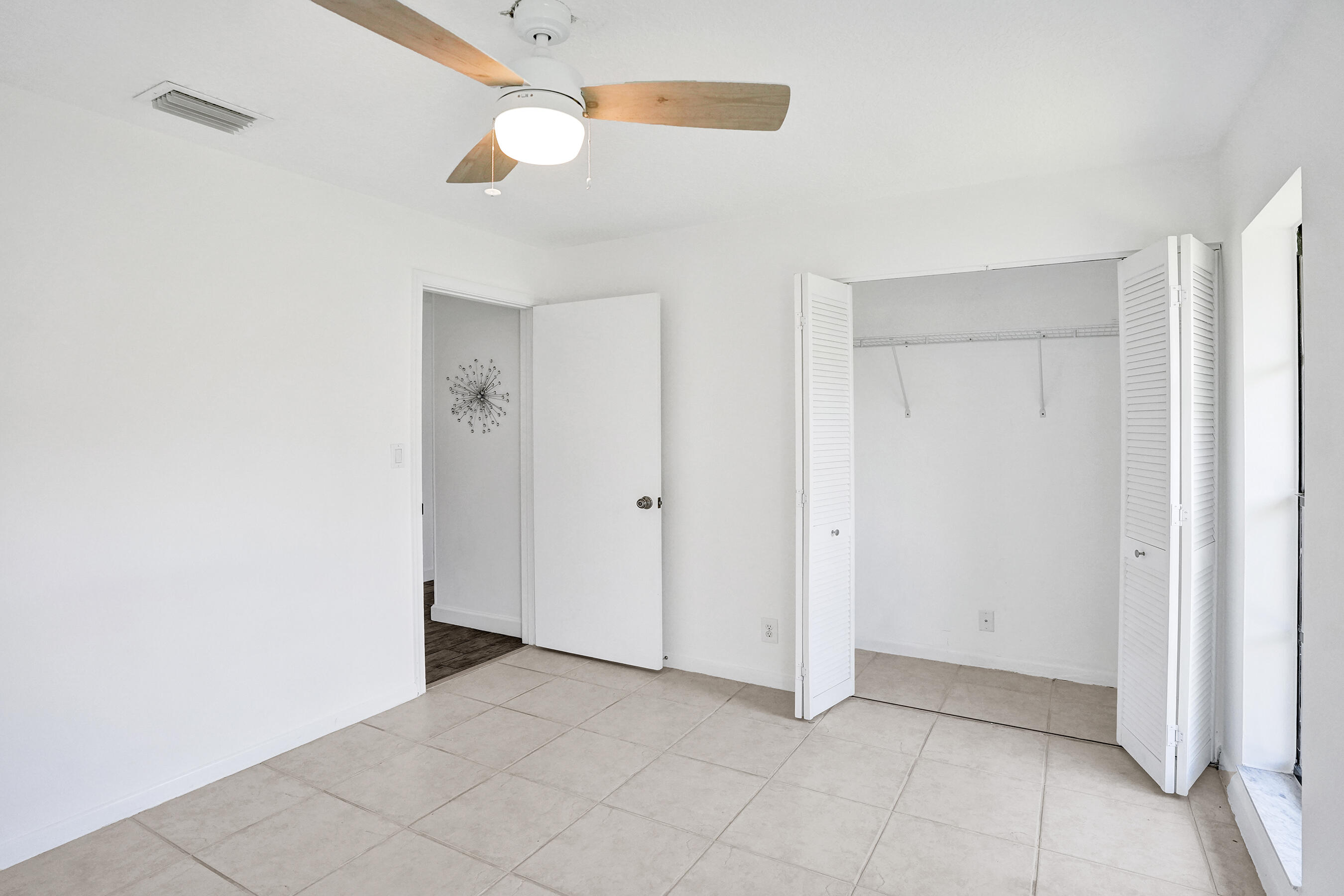 17679 Woodview Terrace Boca Raton, FL 33487 - Photo 37 of 51 DSC07909