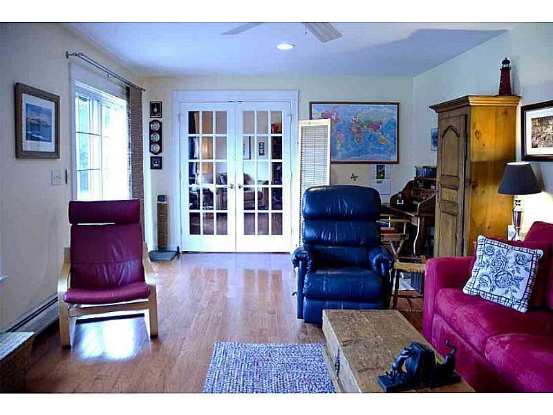 893 Portland Road, Unit 1 Saco, ME 04072 - Photo 16 of 26 Den/Family/Great Room.