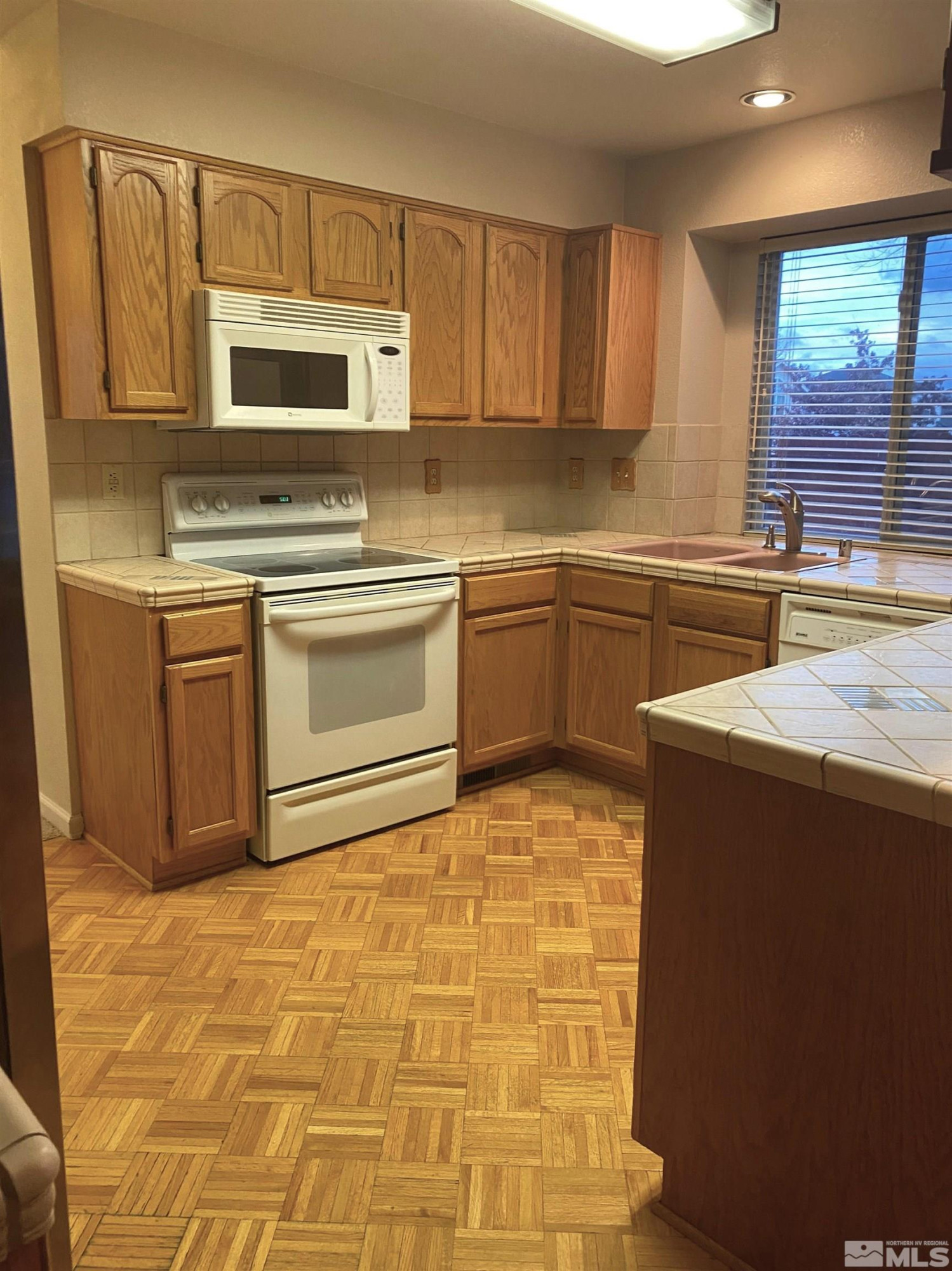 4438 Highplains Drive Reno, NV 89523 - Photo 5 of 10 Photo 5