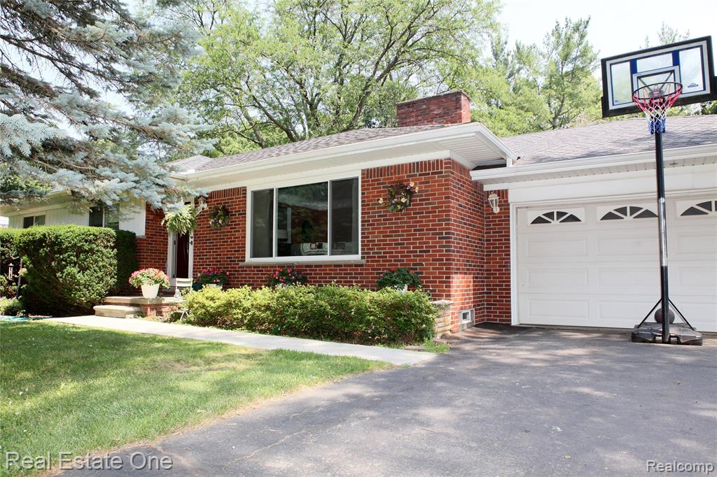 483 Rochdale Drive South Rochester Hills, MI 48309 - Photo 4 of 36