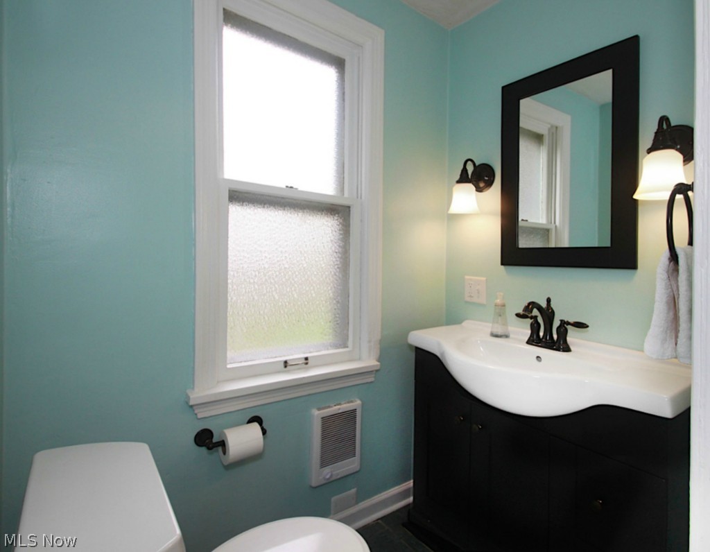 3000 Chadbourne Road Cleveland, OH 44120 - Photo 7 of 20
