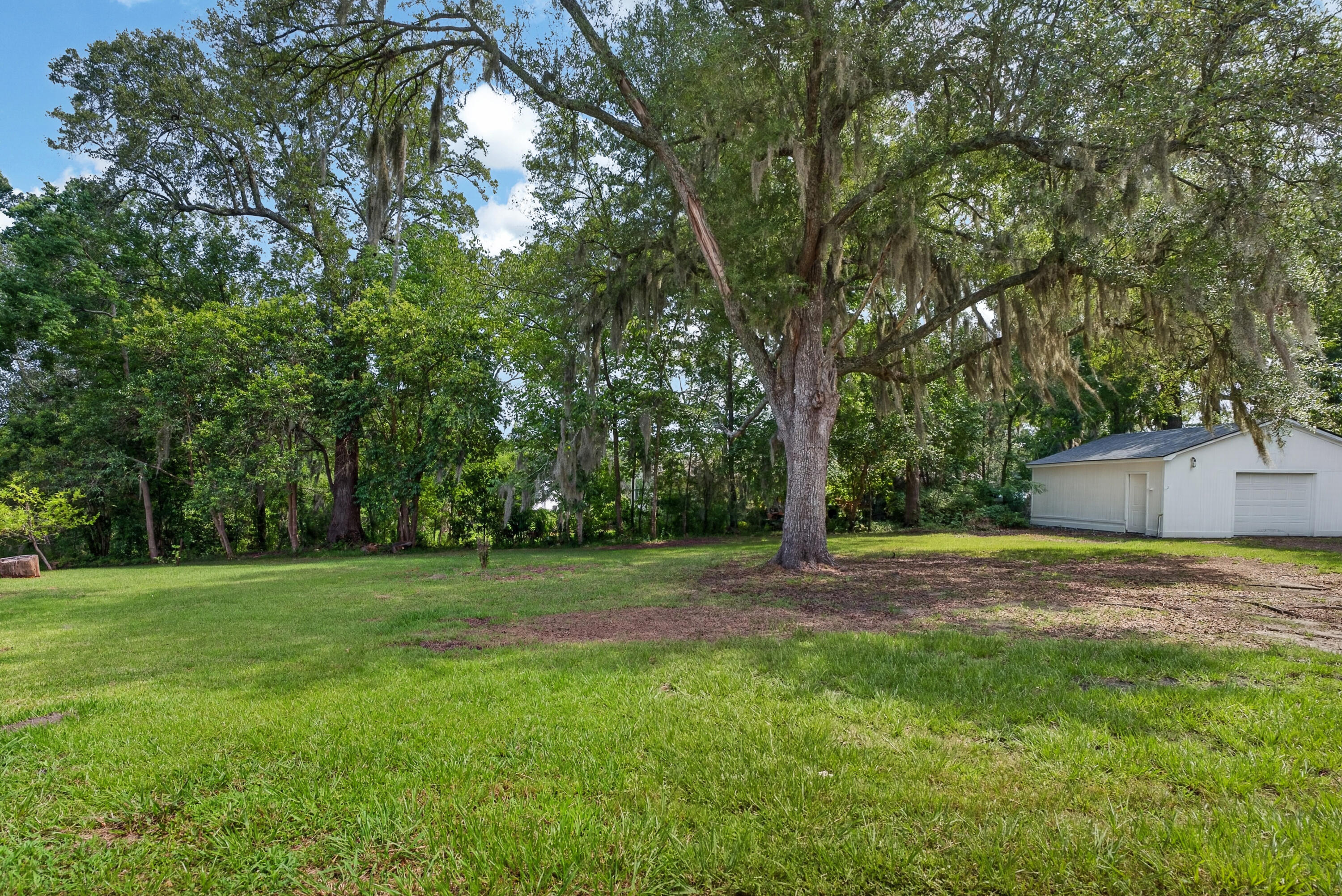 1322 Old Fort Road Moncks Corner, SC 29461 - Photo 29 of 32 29-print-Barclay Media Co. -14