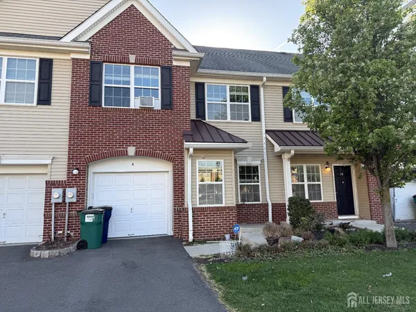 $4,000 | 8 Andrews Way, Piscataway, NJ 08854