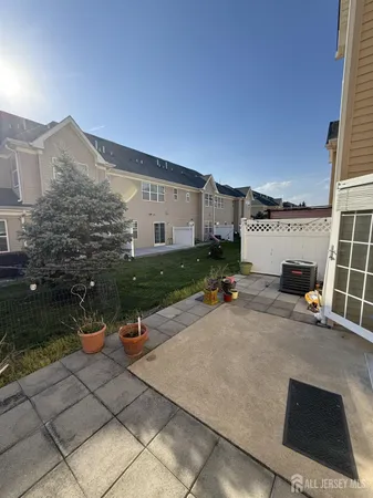 $4,000 | 8 Andrews Way, Piscataway, NJ 08854