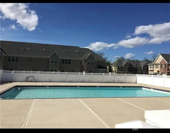 $4,000 | 8 Andrews Way, Piscataway, NJ 08854