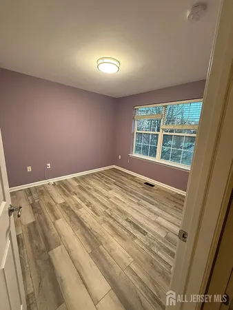 $4,000 | 8 Andrews Way, Piscataway, NJ 08854