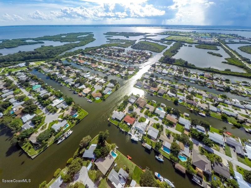 125 Chipola Road Cocoa Beach, FL 32931 - Photo 3 of 32 125 Chipola MLS Aerials-4