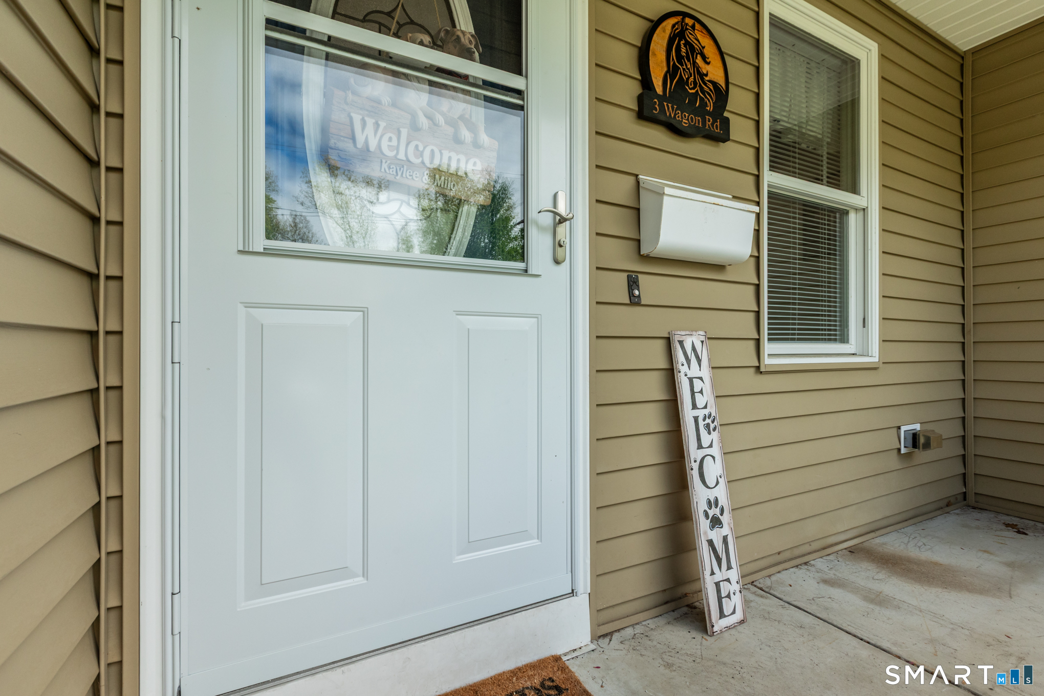 3 Wagon Road Enfield, CT 06082 - Photo 3 of 36