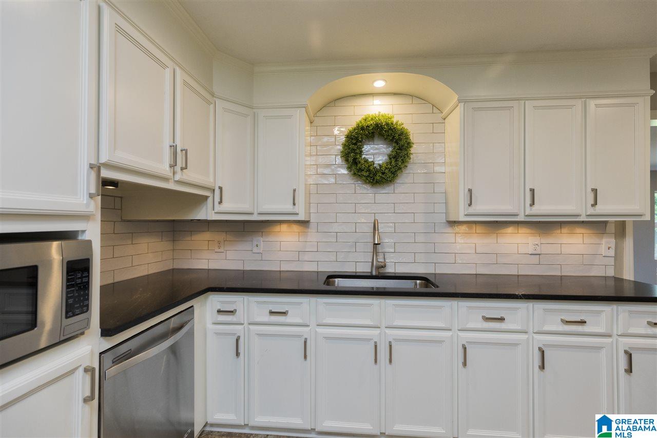 8023 Cavern Road Trussville, AL 35173 - Photo 33 of 47