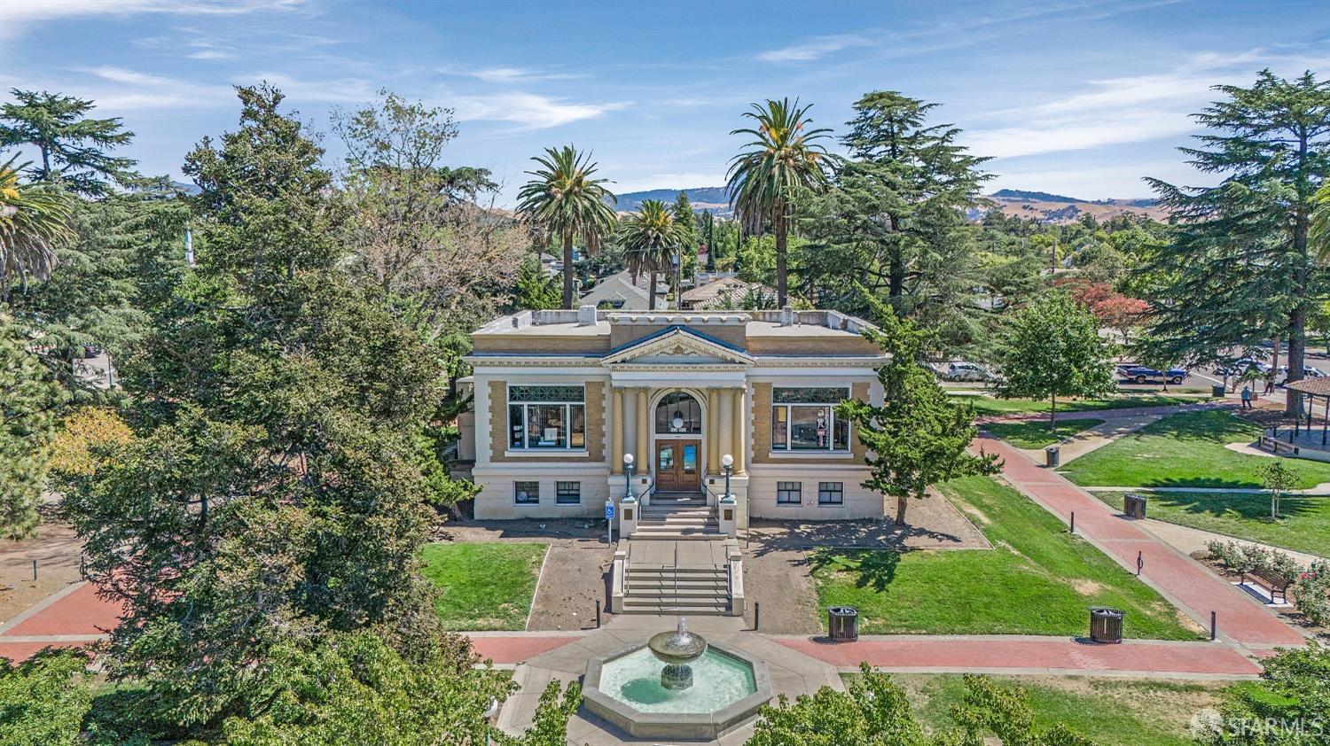 1780 Peary Way Livermore, CA 94550 - Photo 38 of 38 a front view of a house with garden